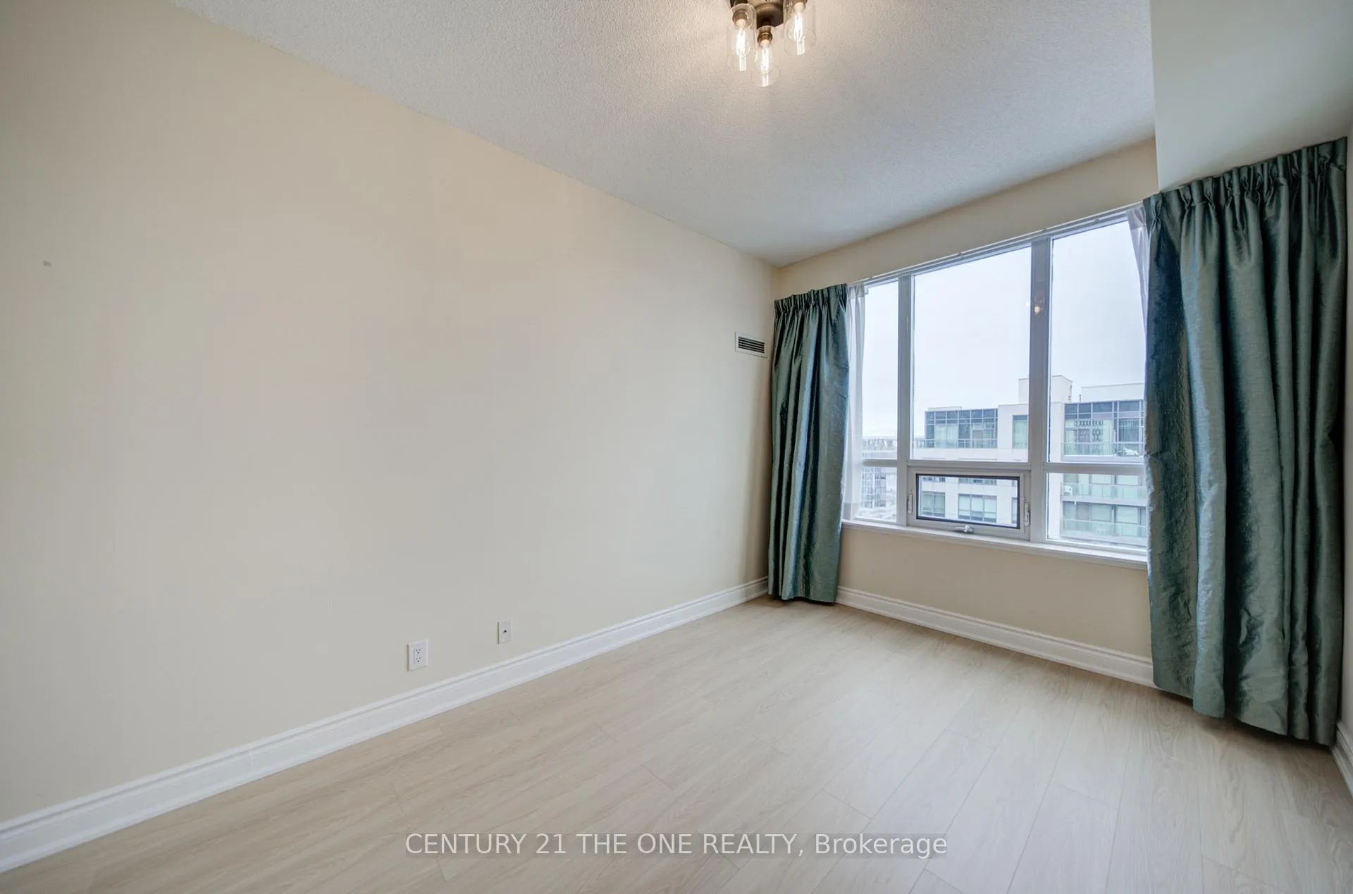 Photo 24 of Unit LPH9, 30 Clegg Road, Markham, Unionville — HOMEH