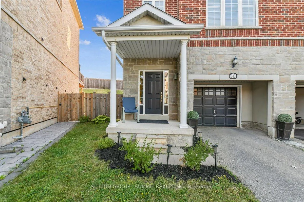 Photo 2 of 242 Andrews Trail, Milton, Clarke — HOMEH