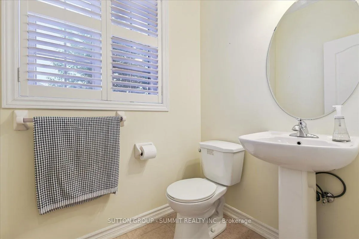Photo 18 of 242 Andrews Trail, Milton, Clarke — HOMEH