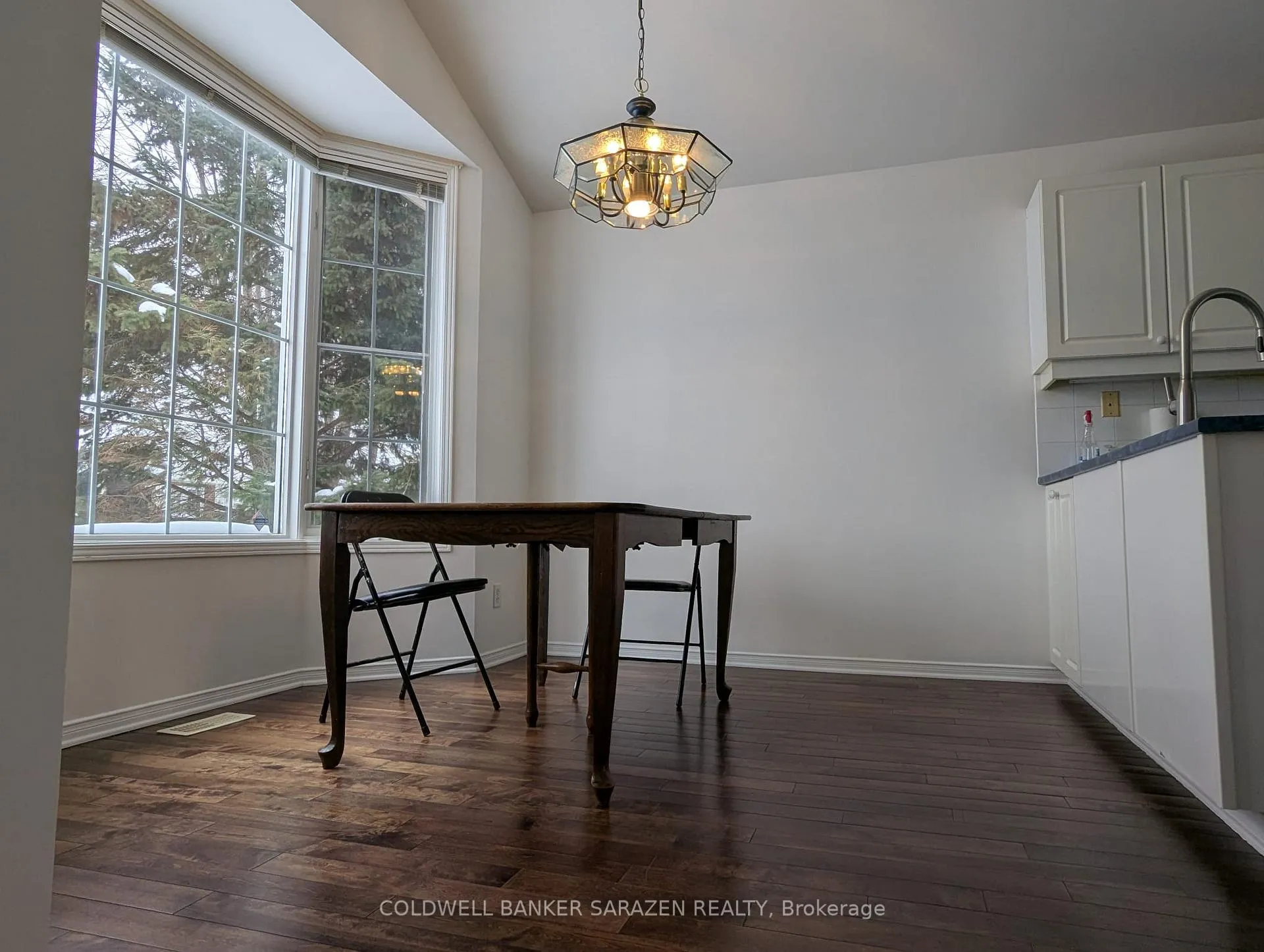 Photo 2 of 36 Westwinds Place, Ottawa, Barrhaven East — HOMEH