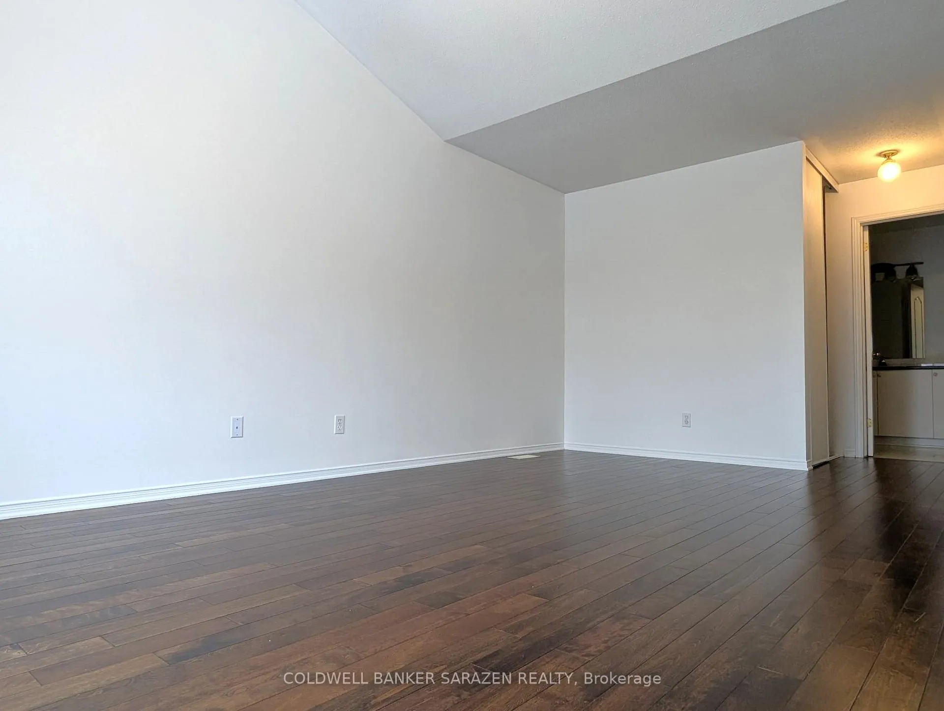 Photo 9 of 36 Westwinds Place, Ottawa, Barrhaven East — HOMEH
