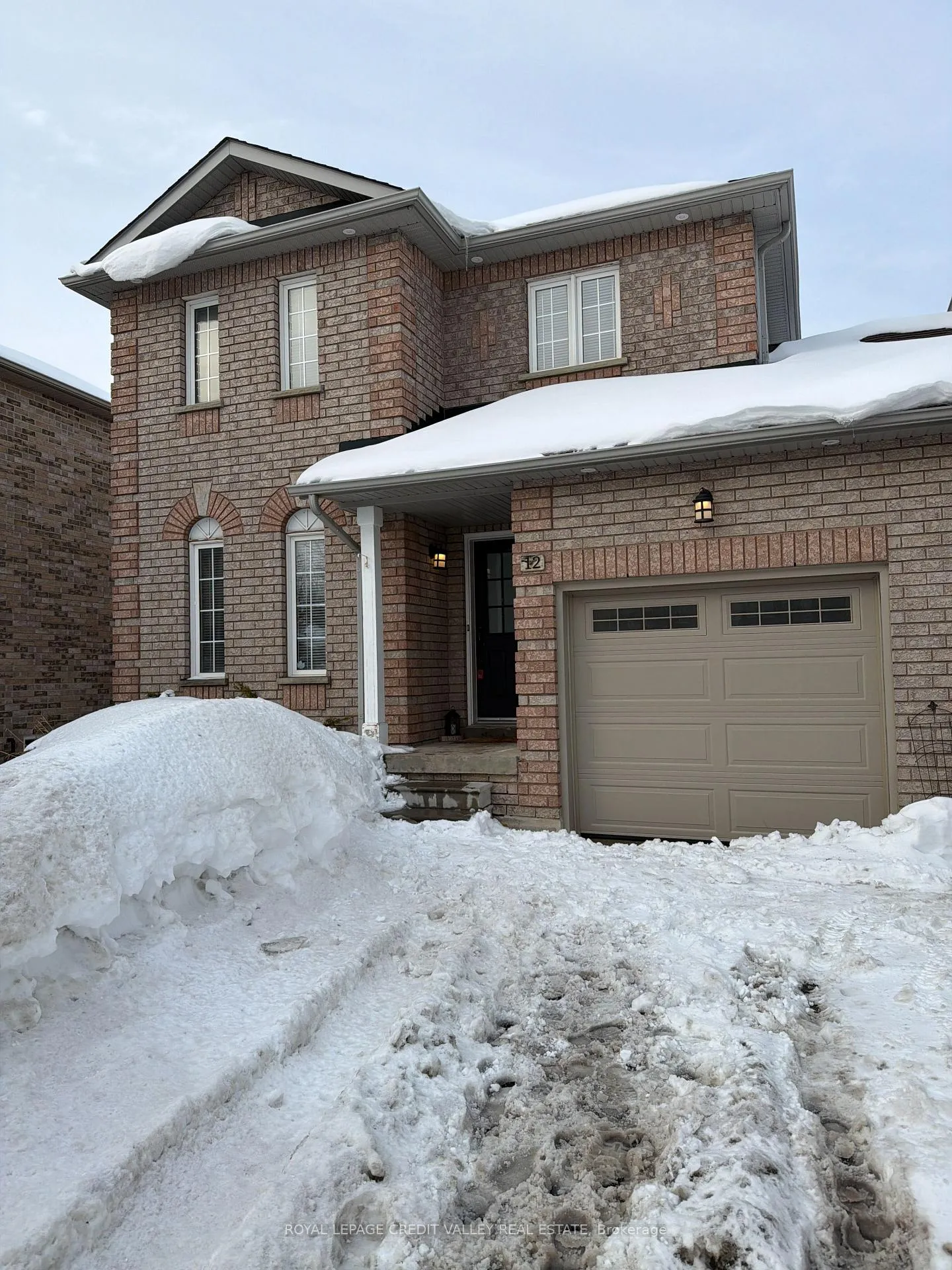 Front of 12 Woodfern Court