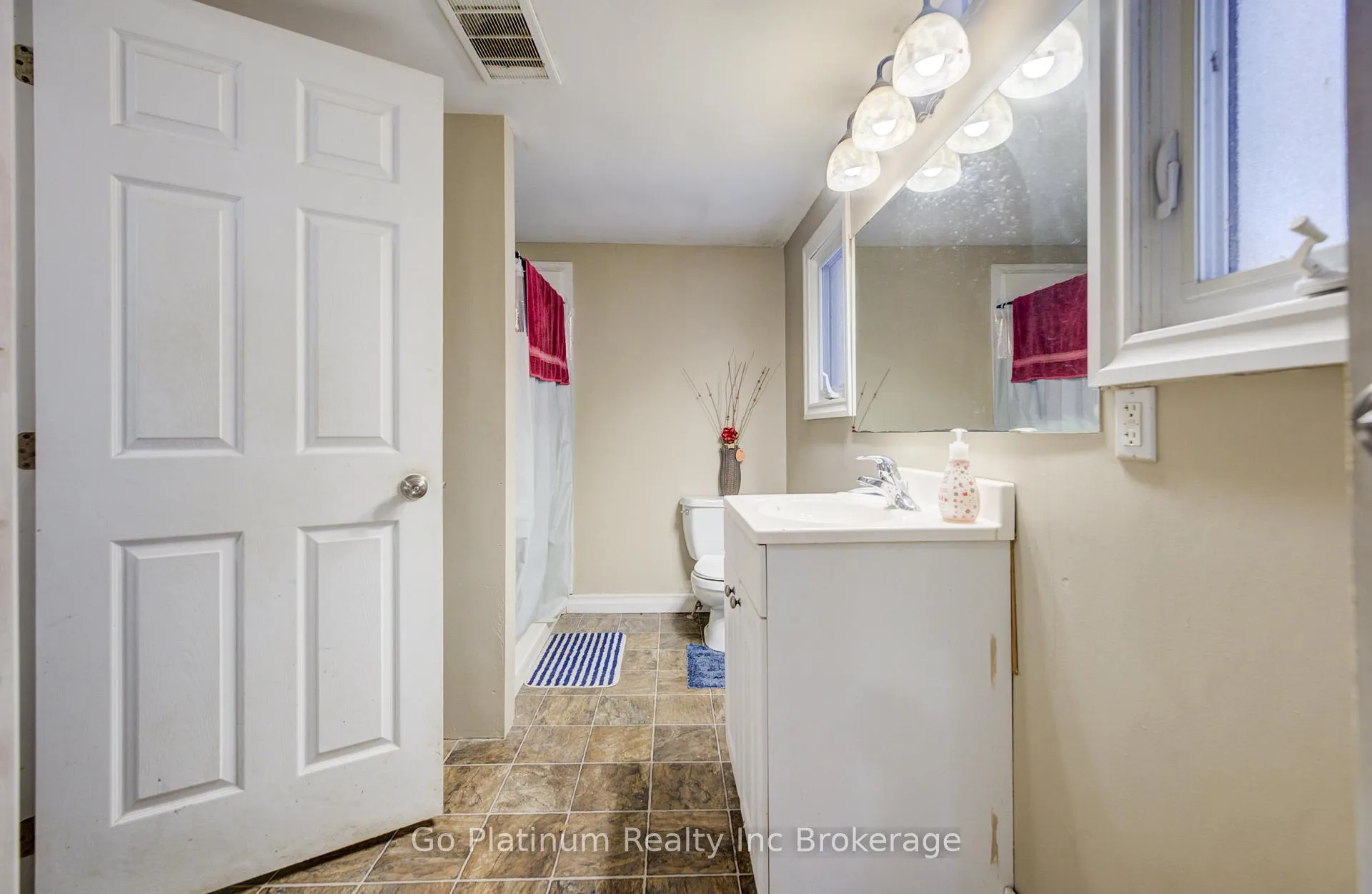 Photo 15 of 616 Main Street S, Norwich, Burgessville — HOMEH