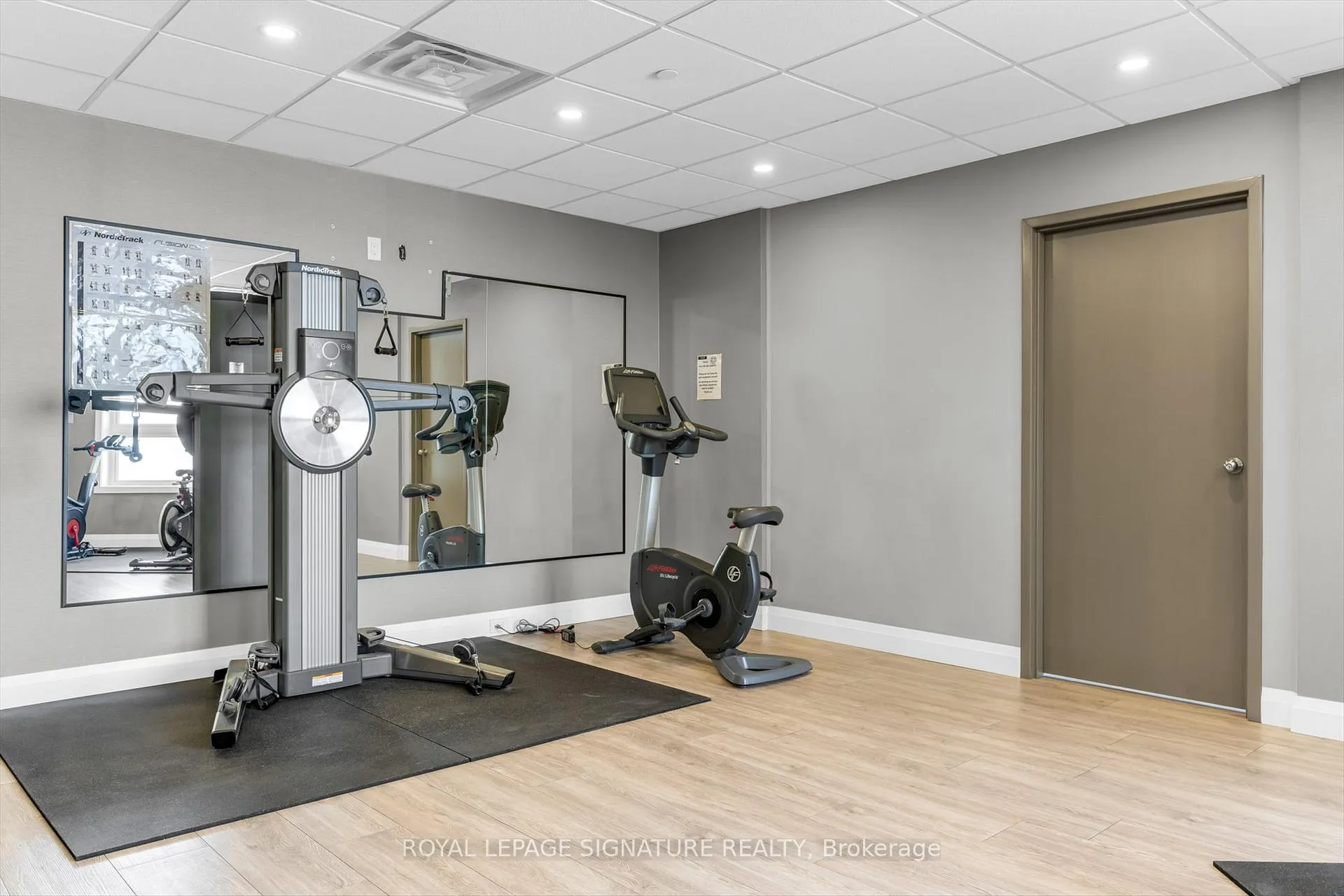 Photo 18 of Unit 127, 101 Shoreview Place, Hamilton, Lakeshore — HOMEH