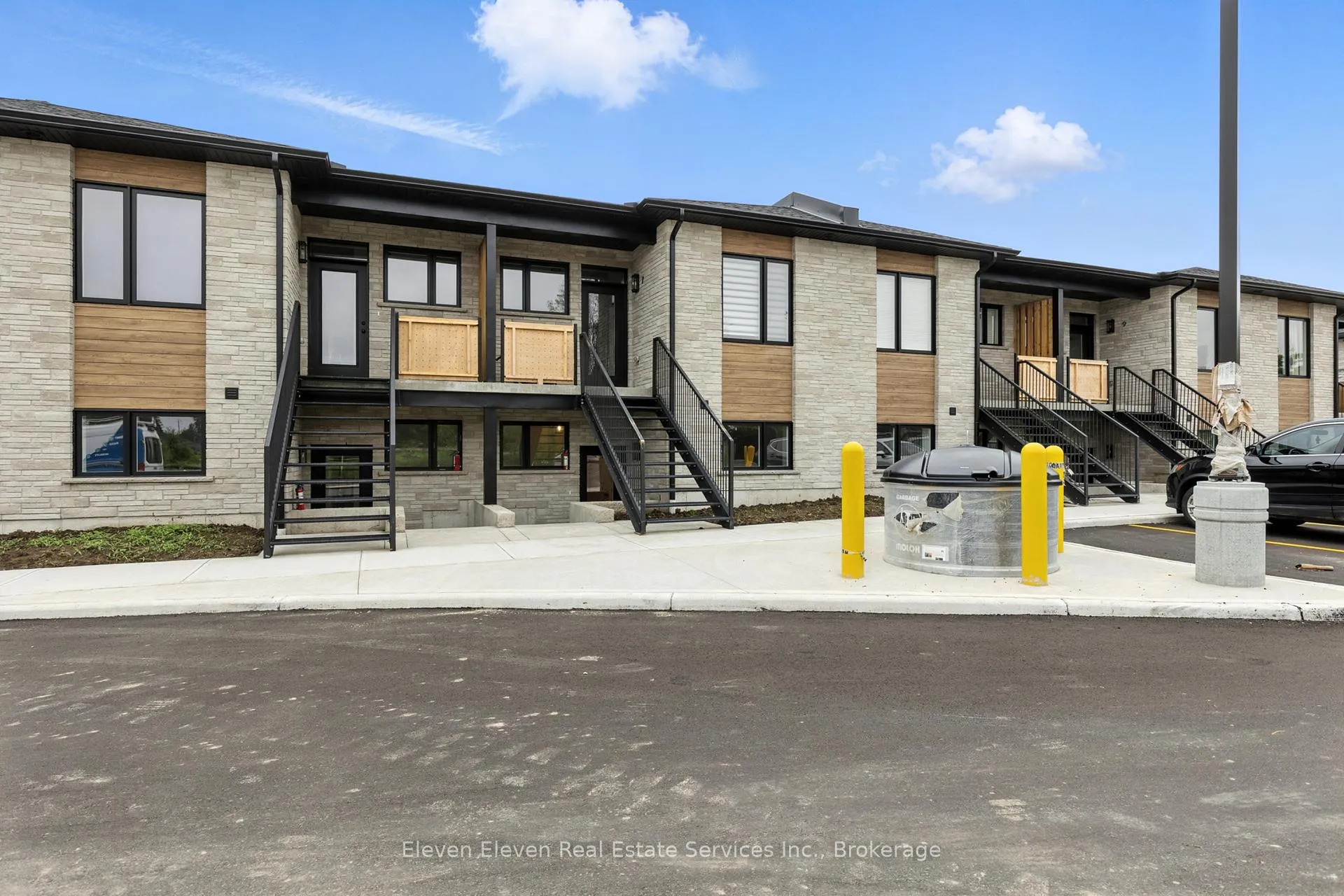Front of Unit 26, 440 Wellington Street