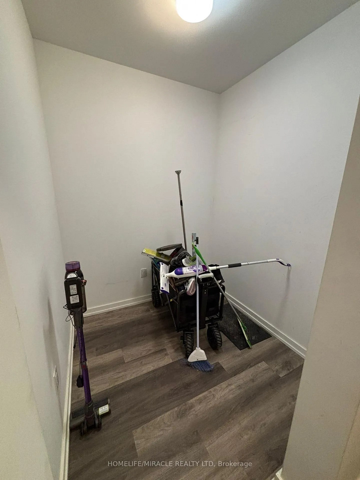 Photo 15 of Unit 326, 430 Essa Road, Barrie, Holly — HOMEH