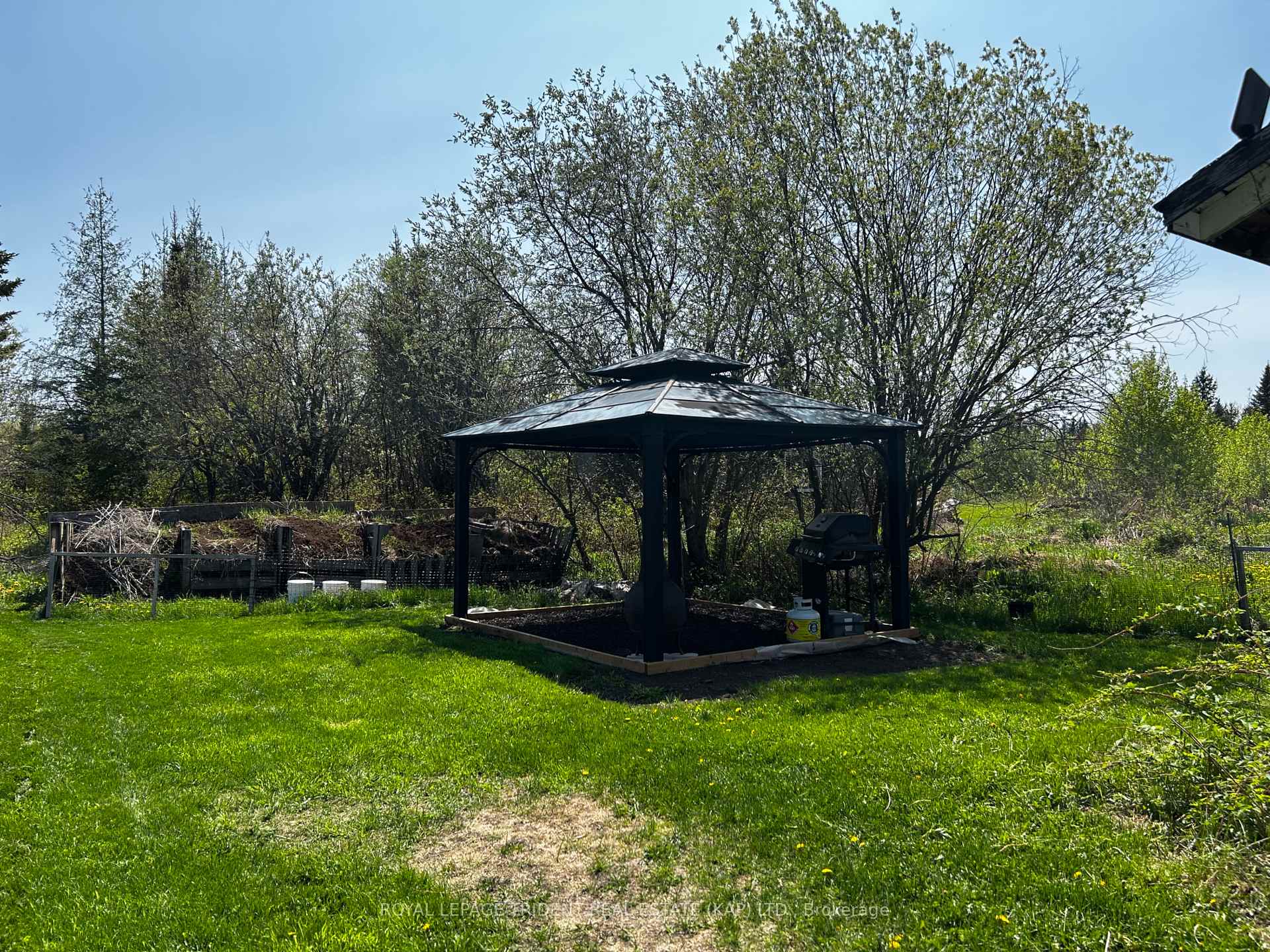 Photo 6 of 106 Mitchell Road, Kapuskasing — HOMEH