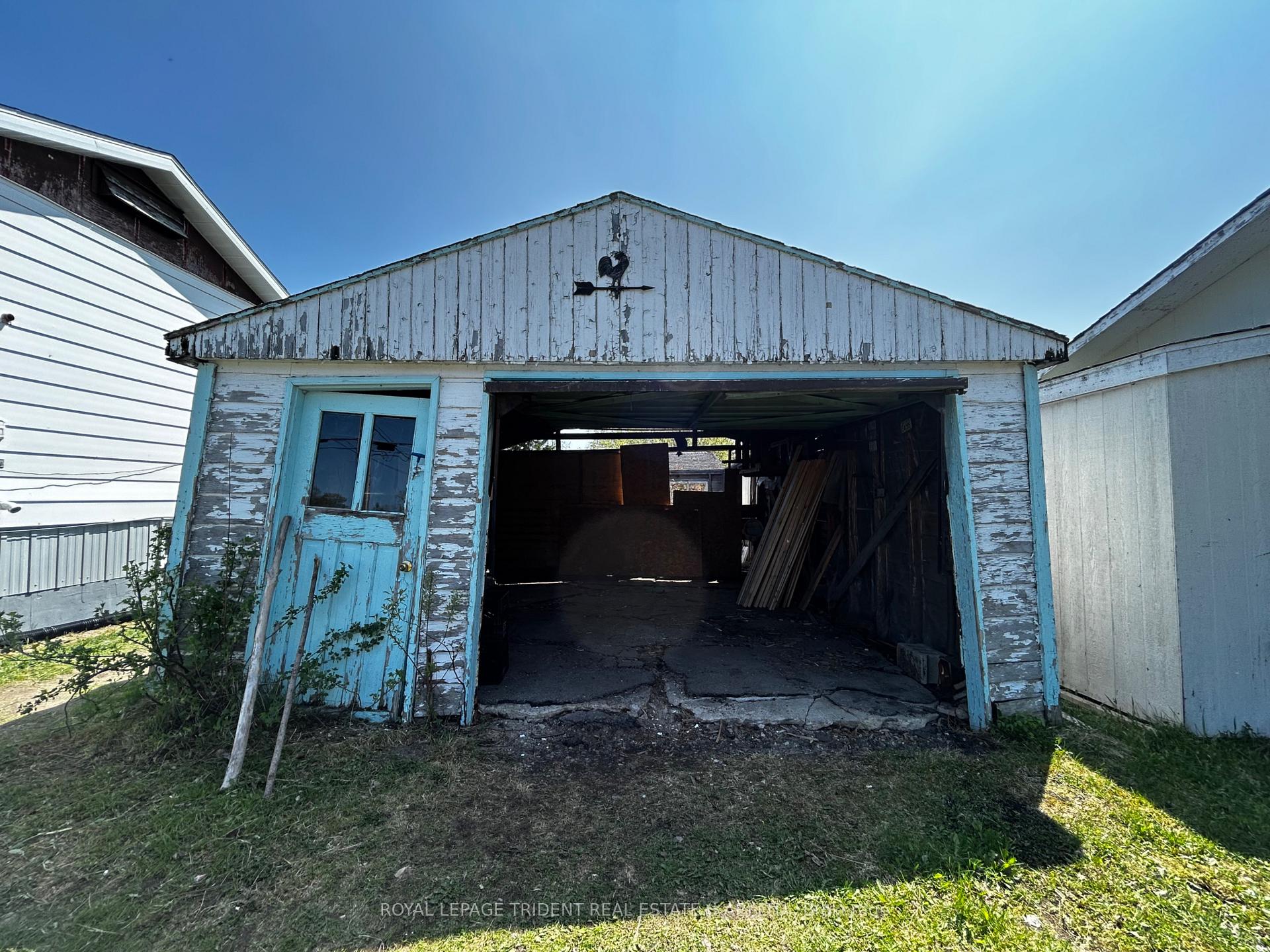 Photo 10 of 106 Mitchell Road, Kapuskasing — HOMEH
