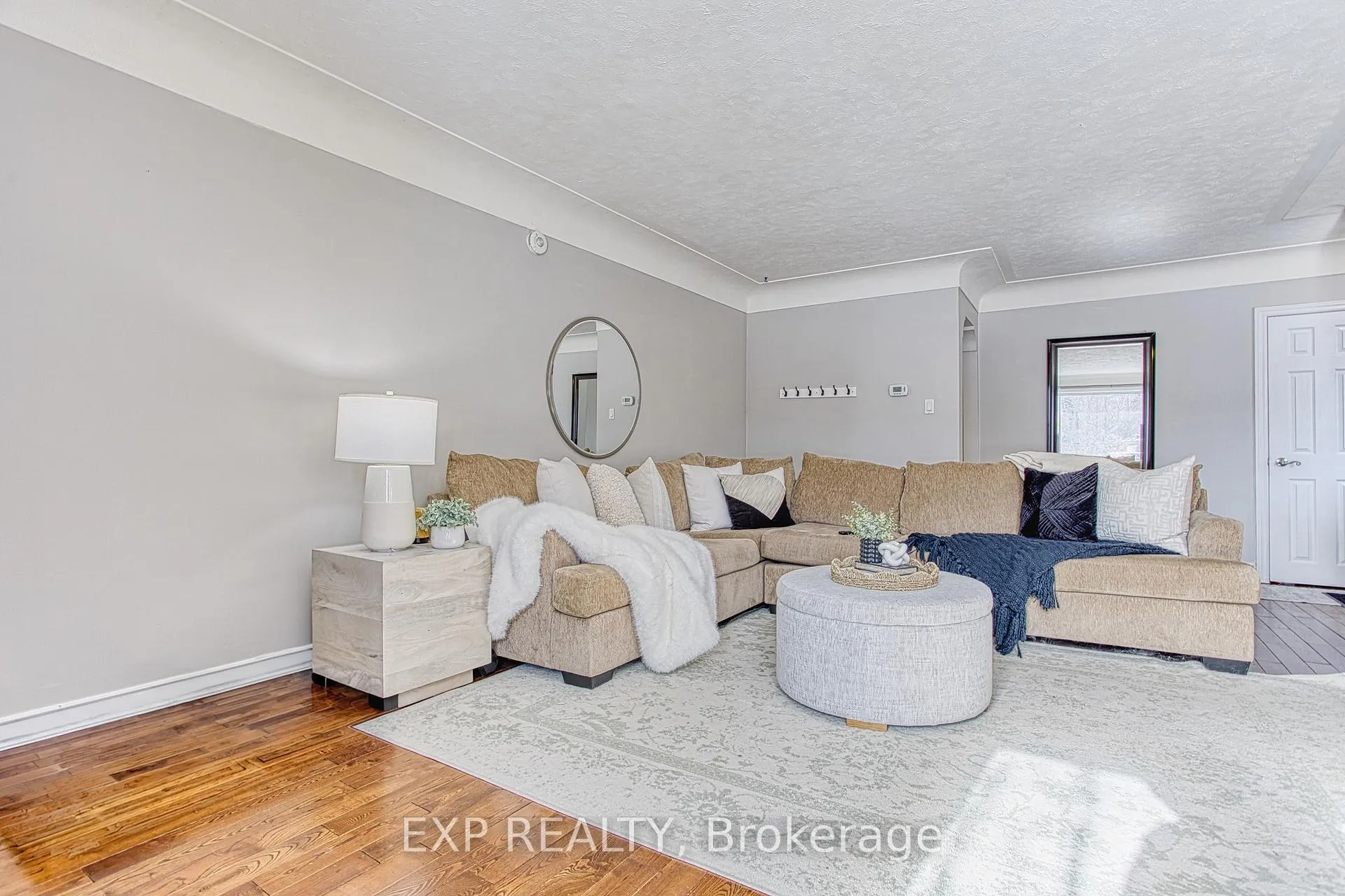 Photo 14 of 15 Passmore Street, Hamilton, Stoney Creek — HOMEH