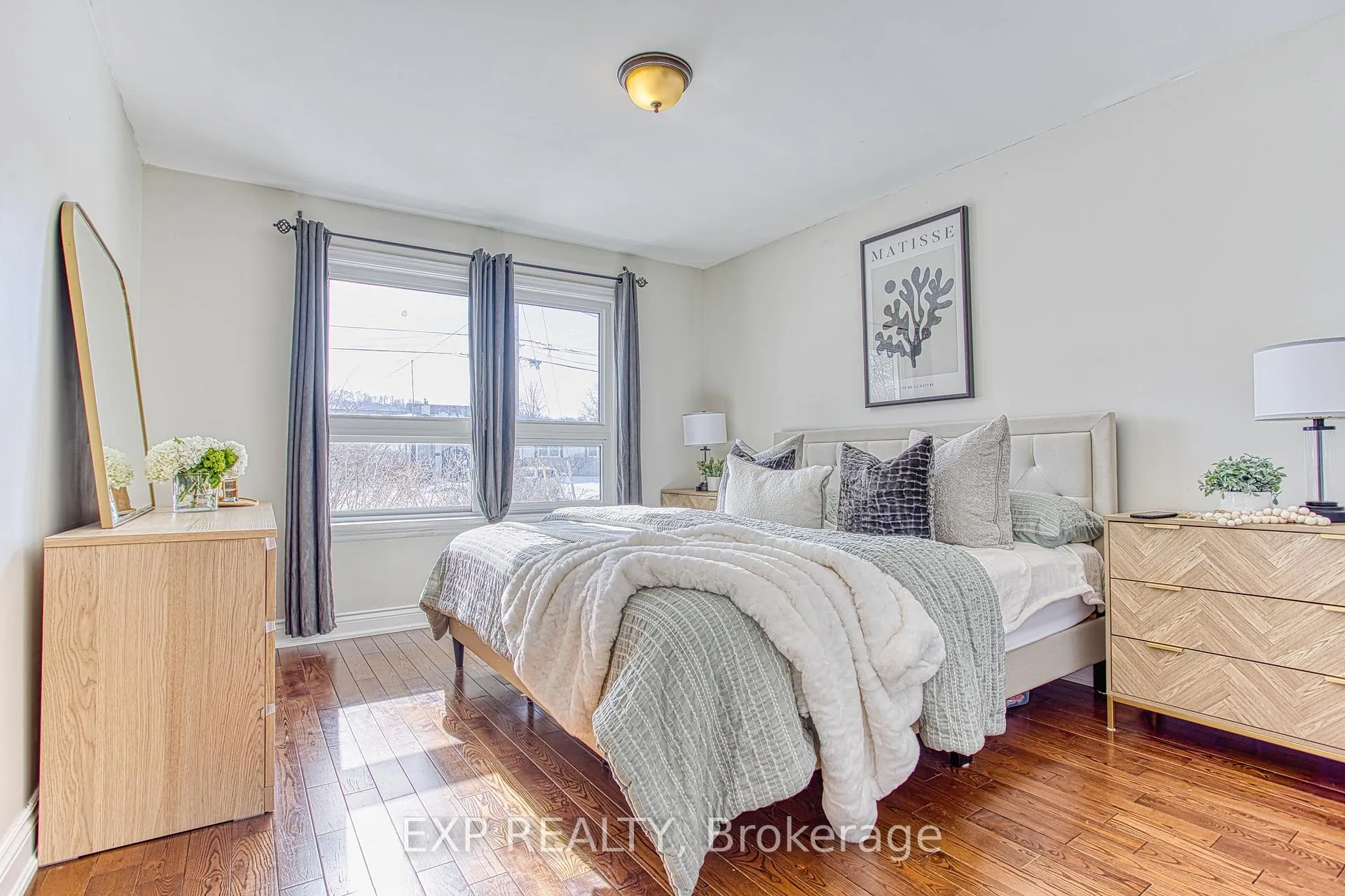 Photo 18 of 15 Passmore Street, Hamilton, Stoney Creek — HOMEH