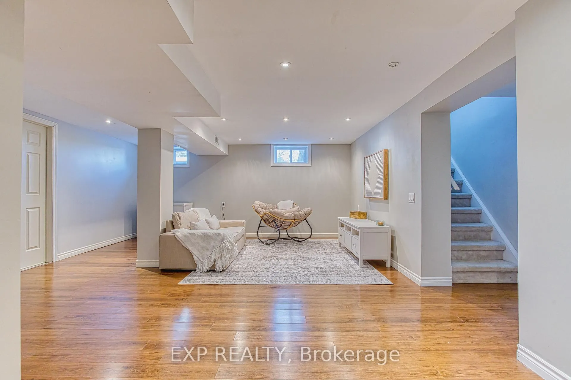 Photo 22 of 15 Passmore Street, Hamilton, Stoney Creek — HOMEH