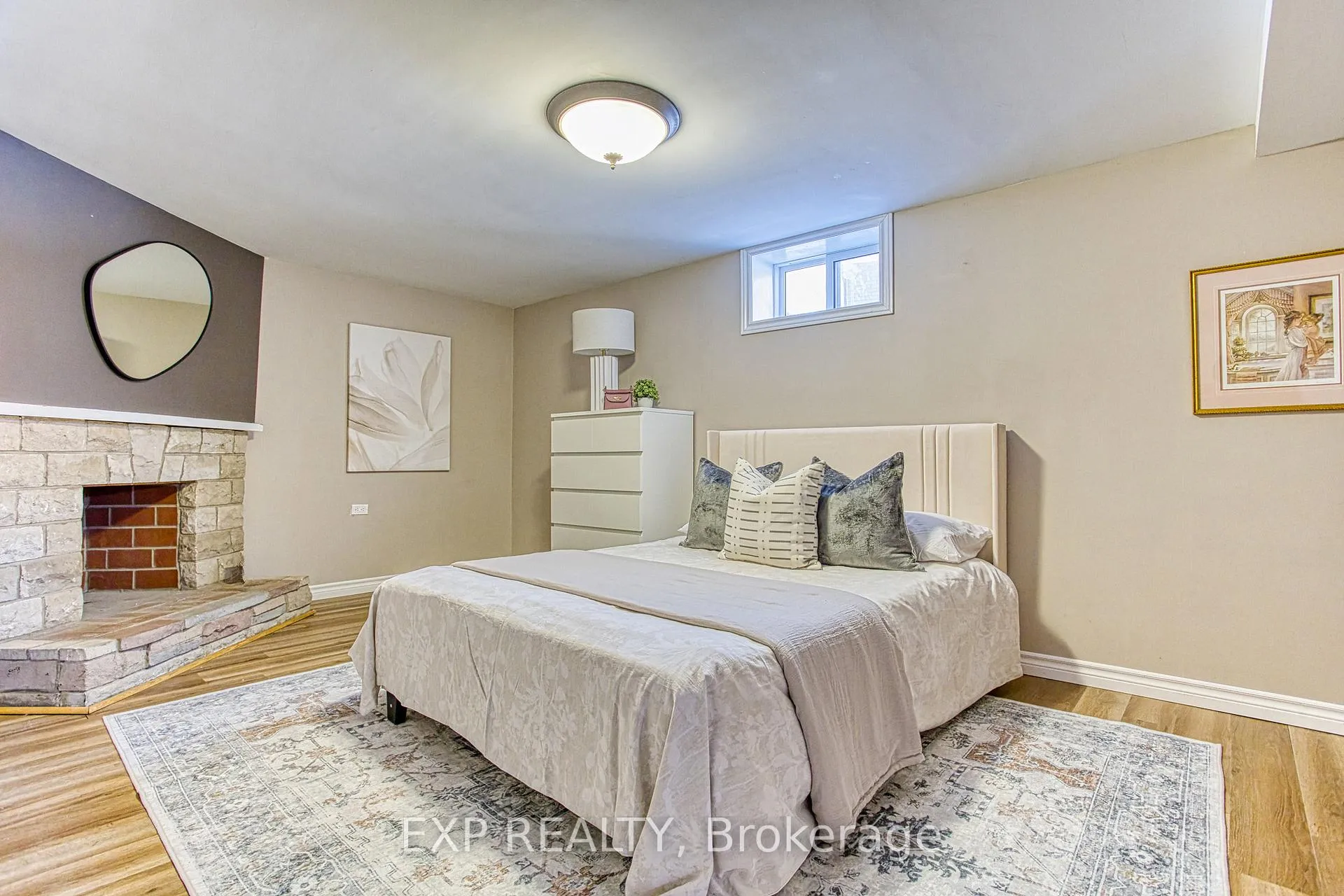 Photo 27 of 15 Passmore Street, Hamilton, Stoney Creek — HOMEH