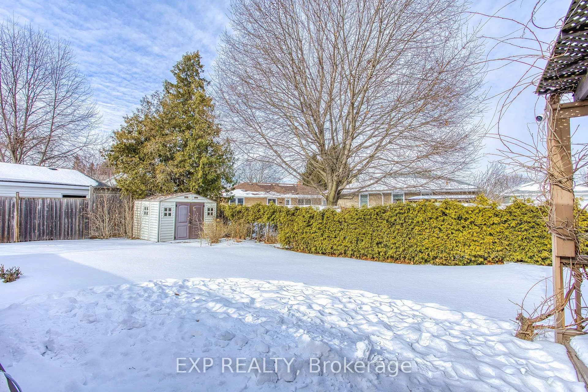 Photo 32 of 15 Passmore Street, Hamilton, Stoney Creek — HOMEH