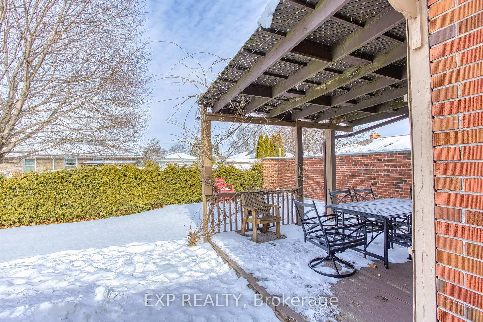 Photo 33 of 15 Passmore Street, Hamilton, Stoney Creek — HOMEH