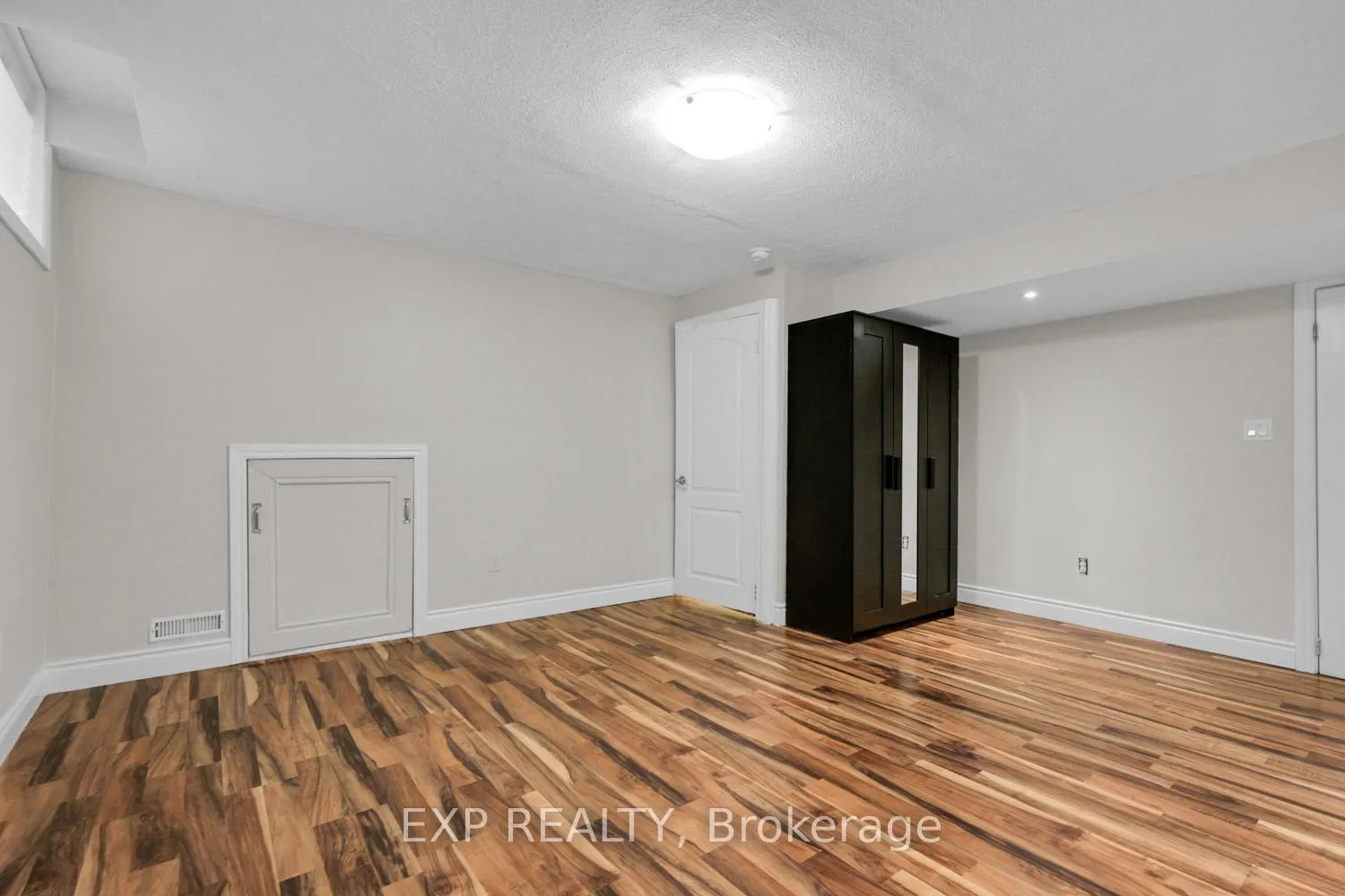 Photo 24 of 1343 Lawson Street, Innisfil, Alcona — HOMEH