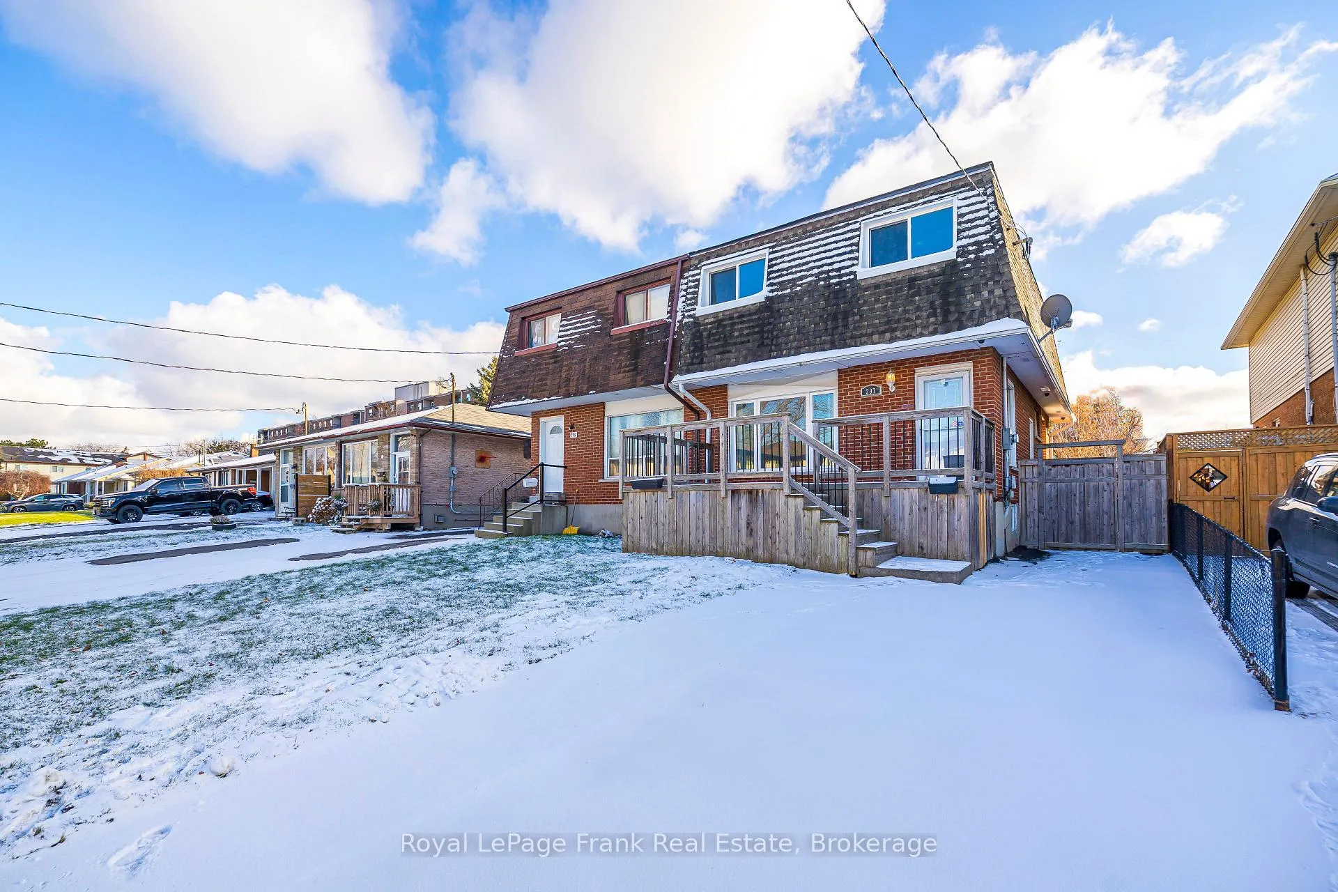 Photo 2 of 297 Porter Street, Oshawa, Lakeview — HOMEH