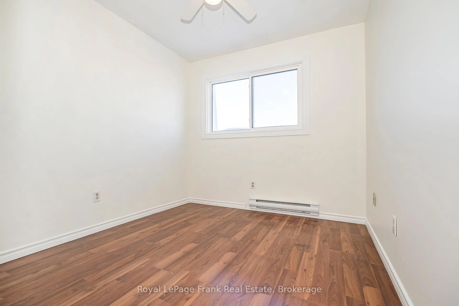Photo 23 of 297 Porter Street, Oshawa, Lakeview — HOMEH