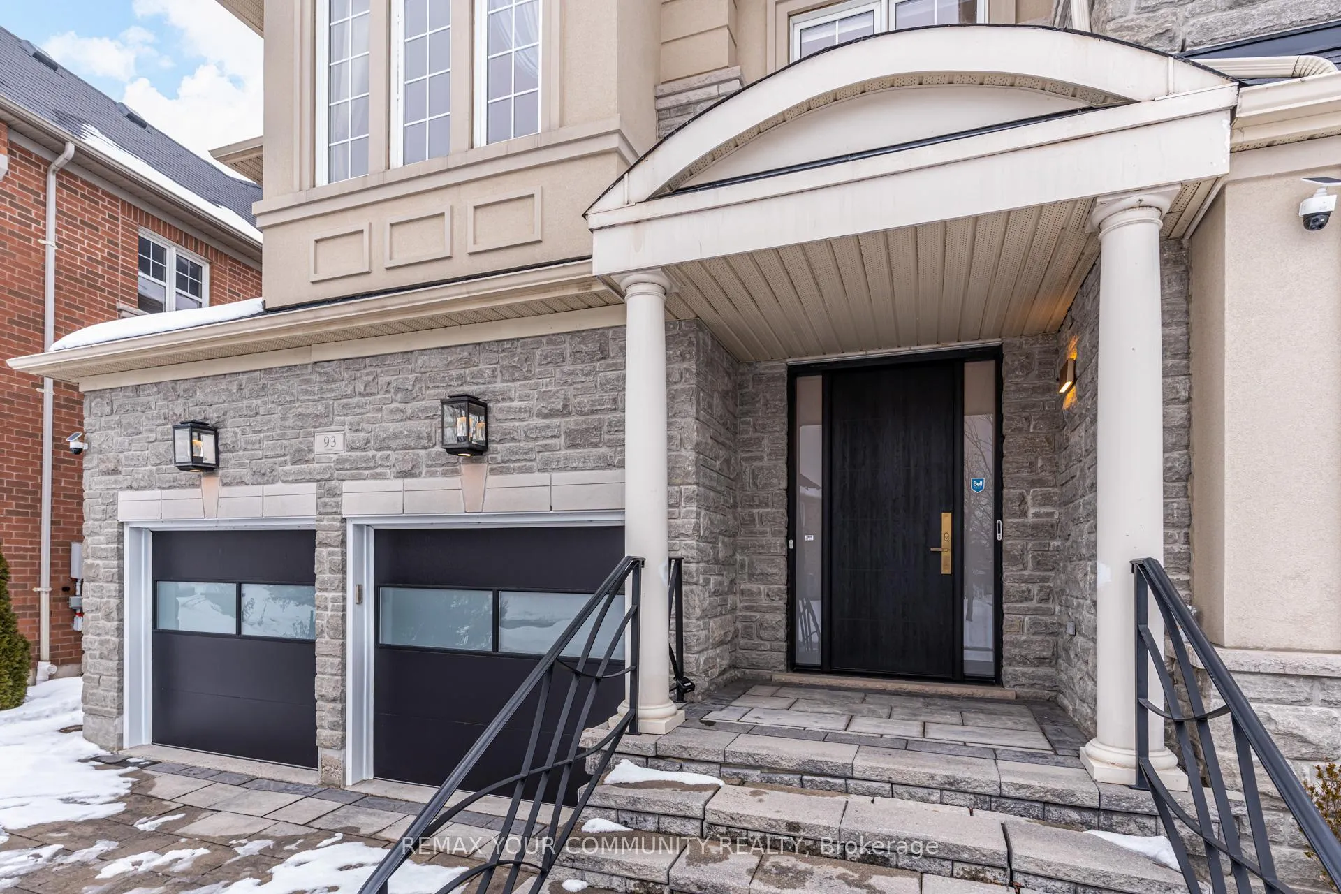 Photo 2 of 93 William Bowes Boulevard, Vaughan, Patterson — HOMEH
