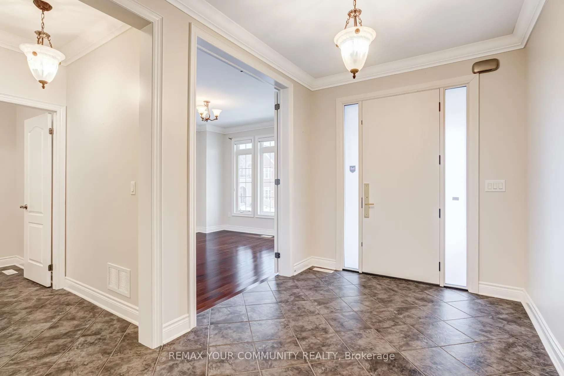 Photo 3 of 93 William Bowes Boulevard, Vaughan, Patterson — HOMEH