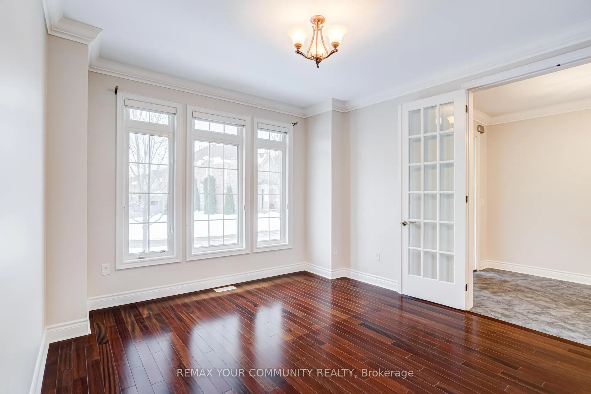 Photo 7 of 93 William Bowes Boulevard, Vaughan, Patterson — HOMEH