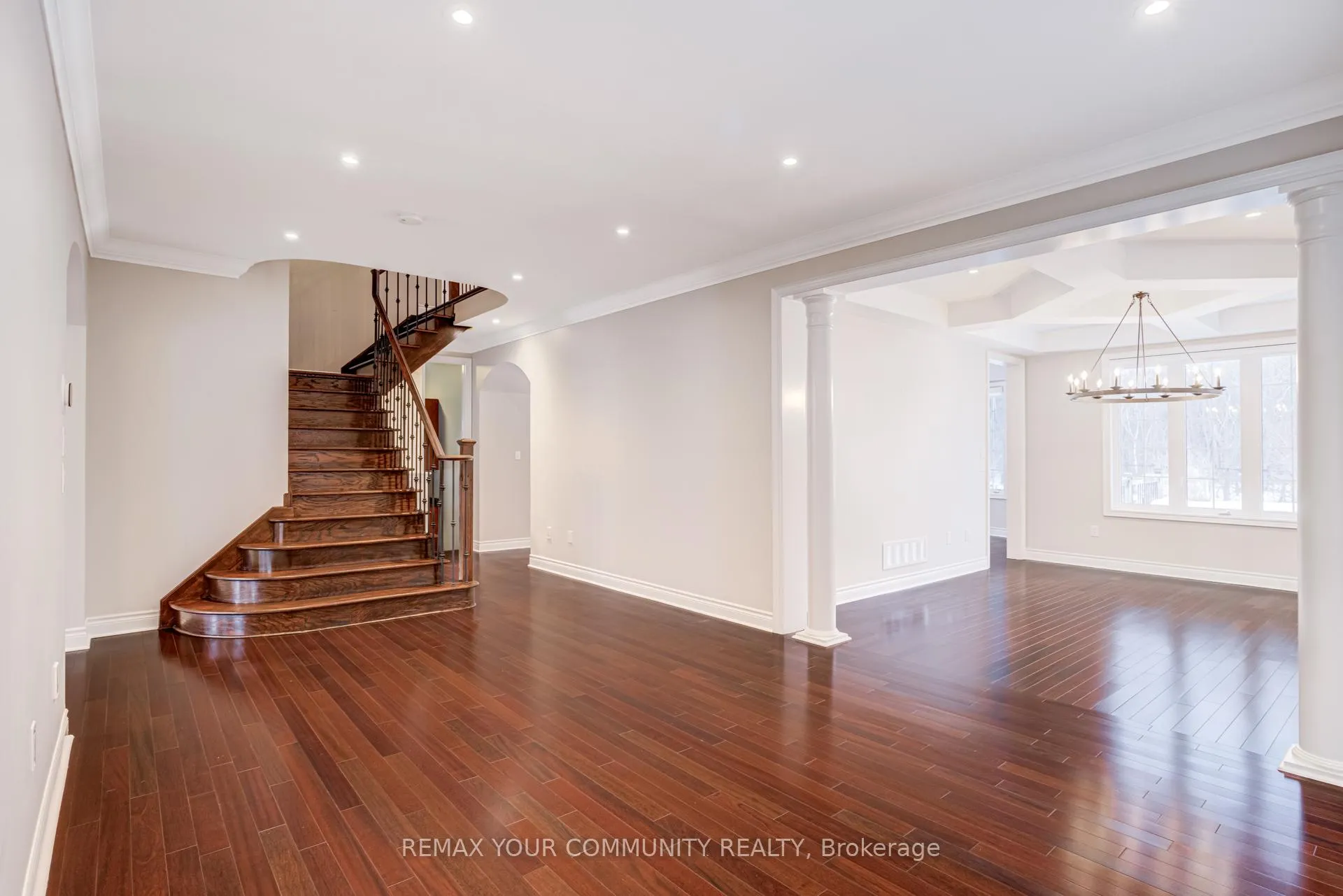 Photo 9 of 93 William Bowes Boulevard, Vaughan, Patterson — HOMEH