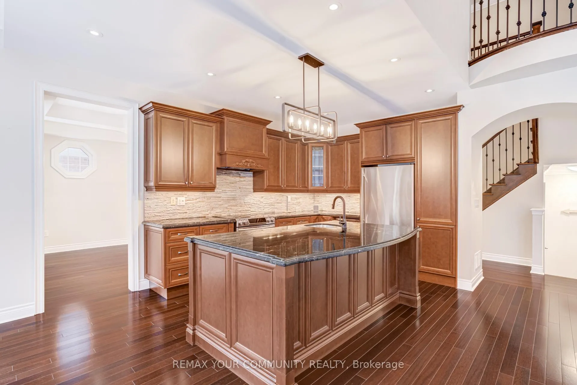 Photo 22 of 93 William Bowes Boulevard, Vaughan, Patterson — HOMEH
