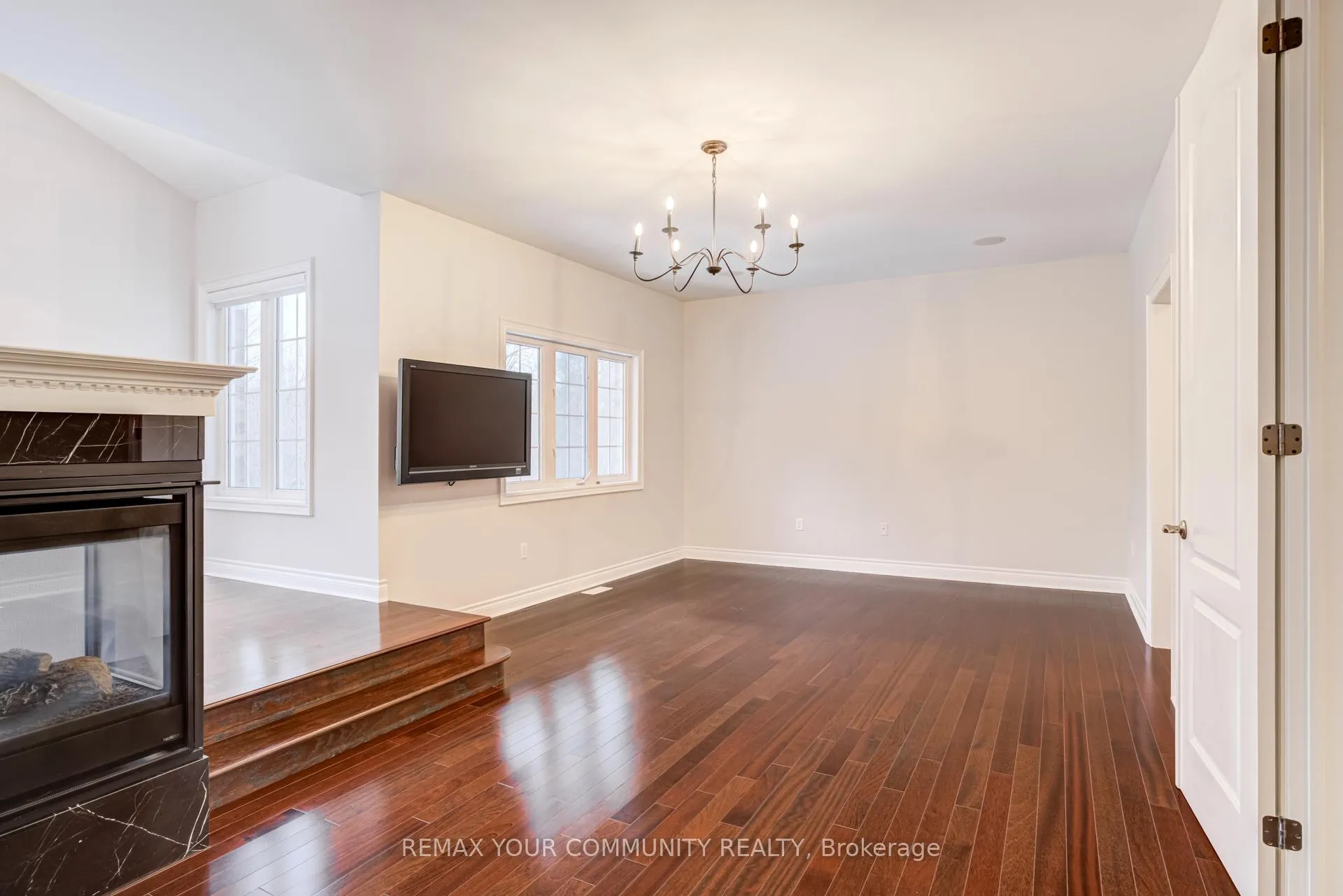 Photo 34 of 93 William Bowes Boulevard, Vaughan, Patterson — HOMEH