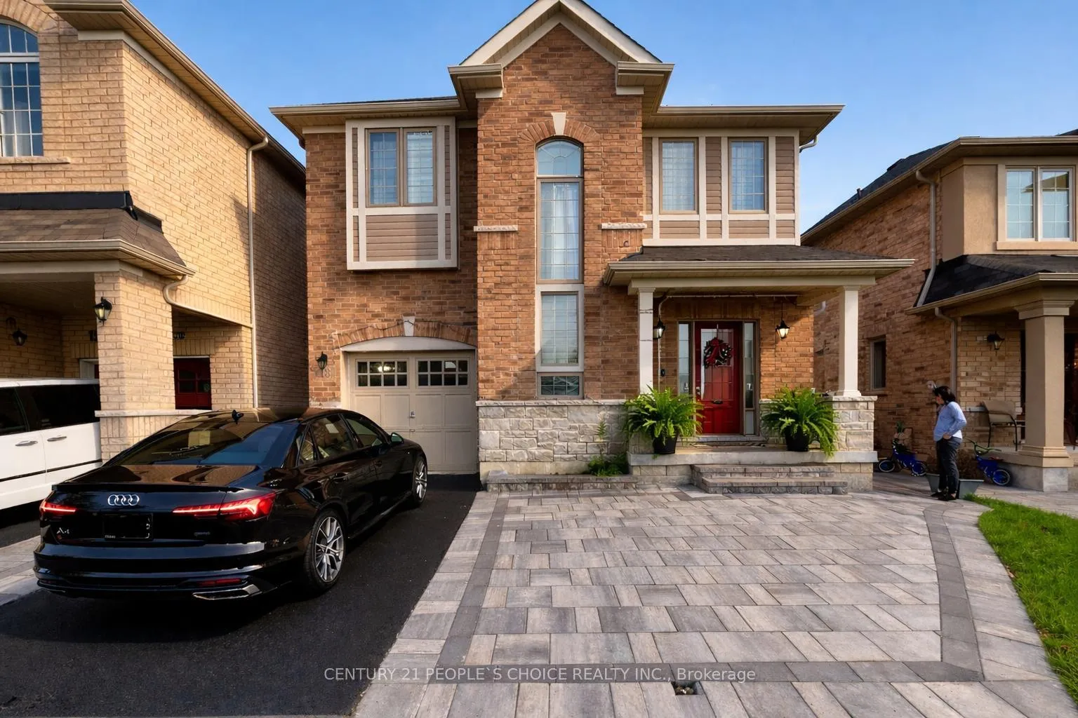 Photo 1 of 13 Skelton Crescent, Ajax, Central East — HOMEH