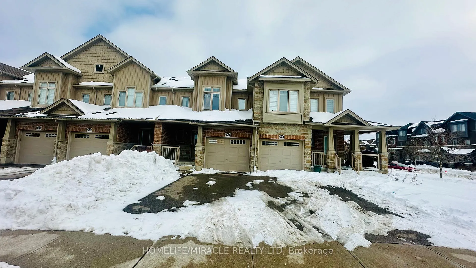 Photo 4 of 96 Eliza Avenue, Kitchener — HOMEH