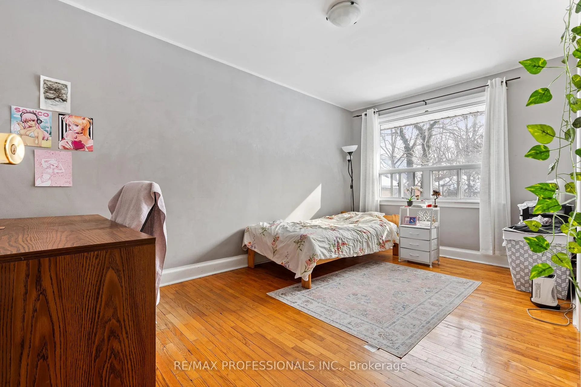 Photo 12 of 311 Bowman Street, Hamilton, Chedoke Park — HOMEH