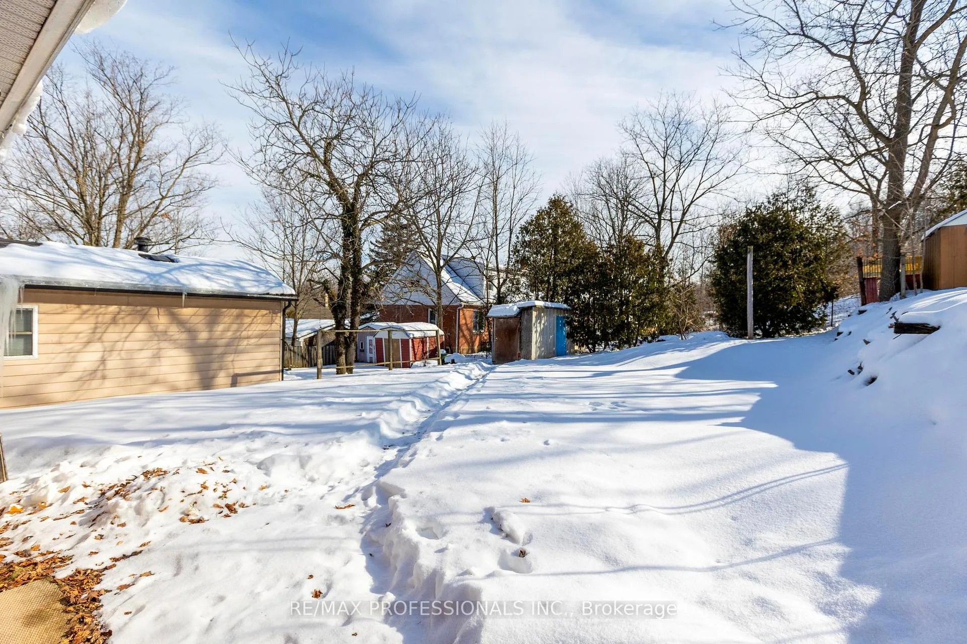 Photo 31 of 311 Bowman Street, Hamilton, Chedoke Park — HOMEH