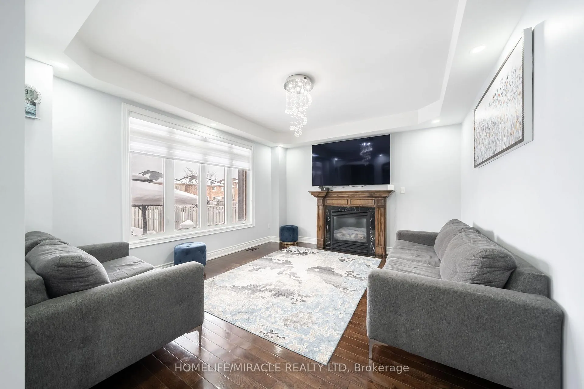 Photo 14 of 11 Noranda Crescent, Brampton, Bram West — HOMEH