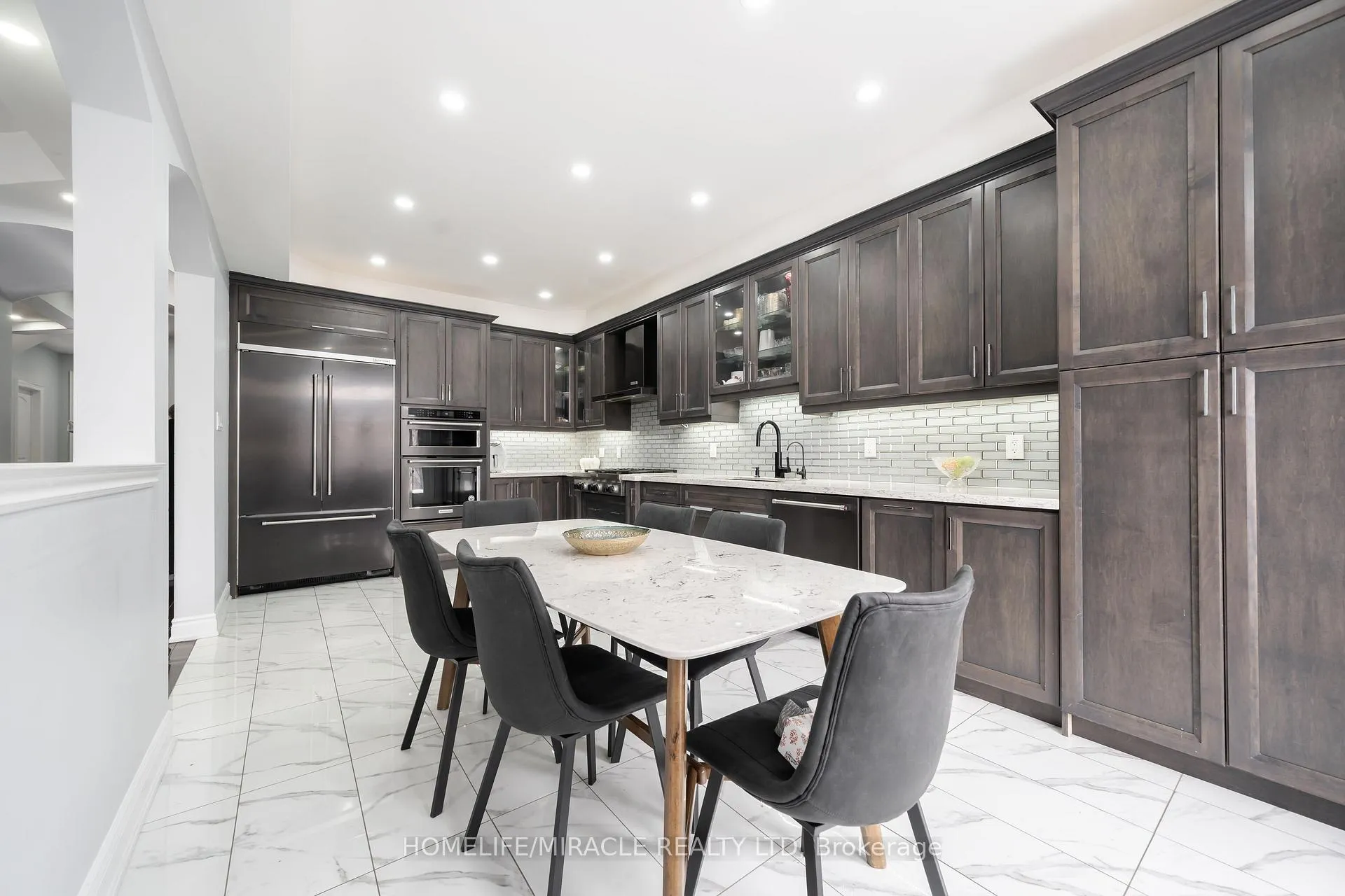 Photo 25 of 11 Noranda Crescent, Brampton, Bram West — HOMEH