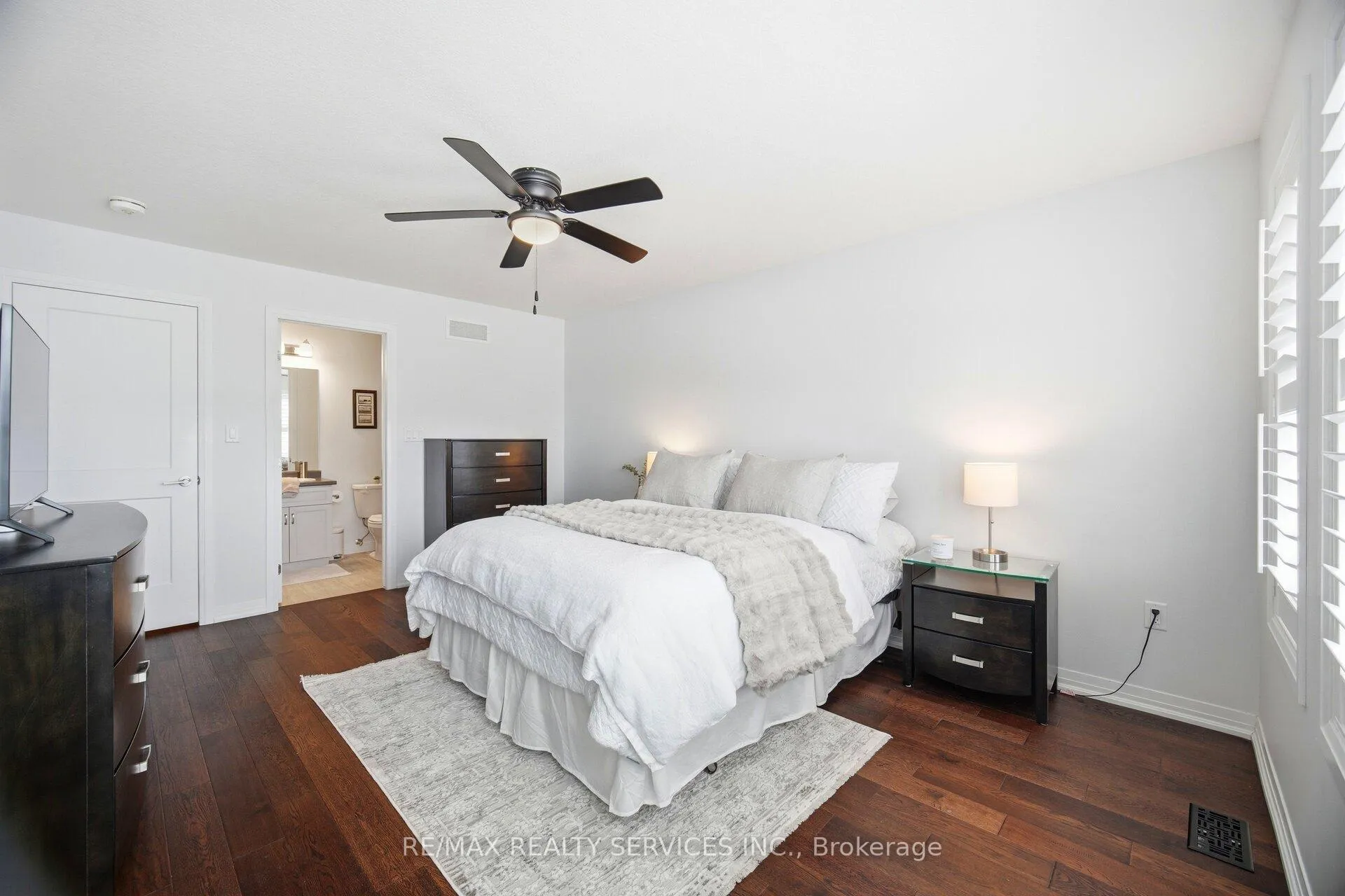 Photo 21 of 4000 Crown Street, Lincoln, Beamsville — HOMEH