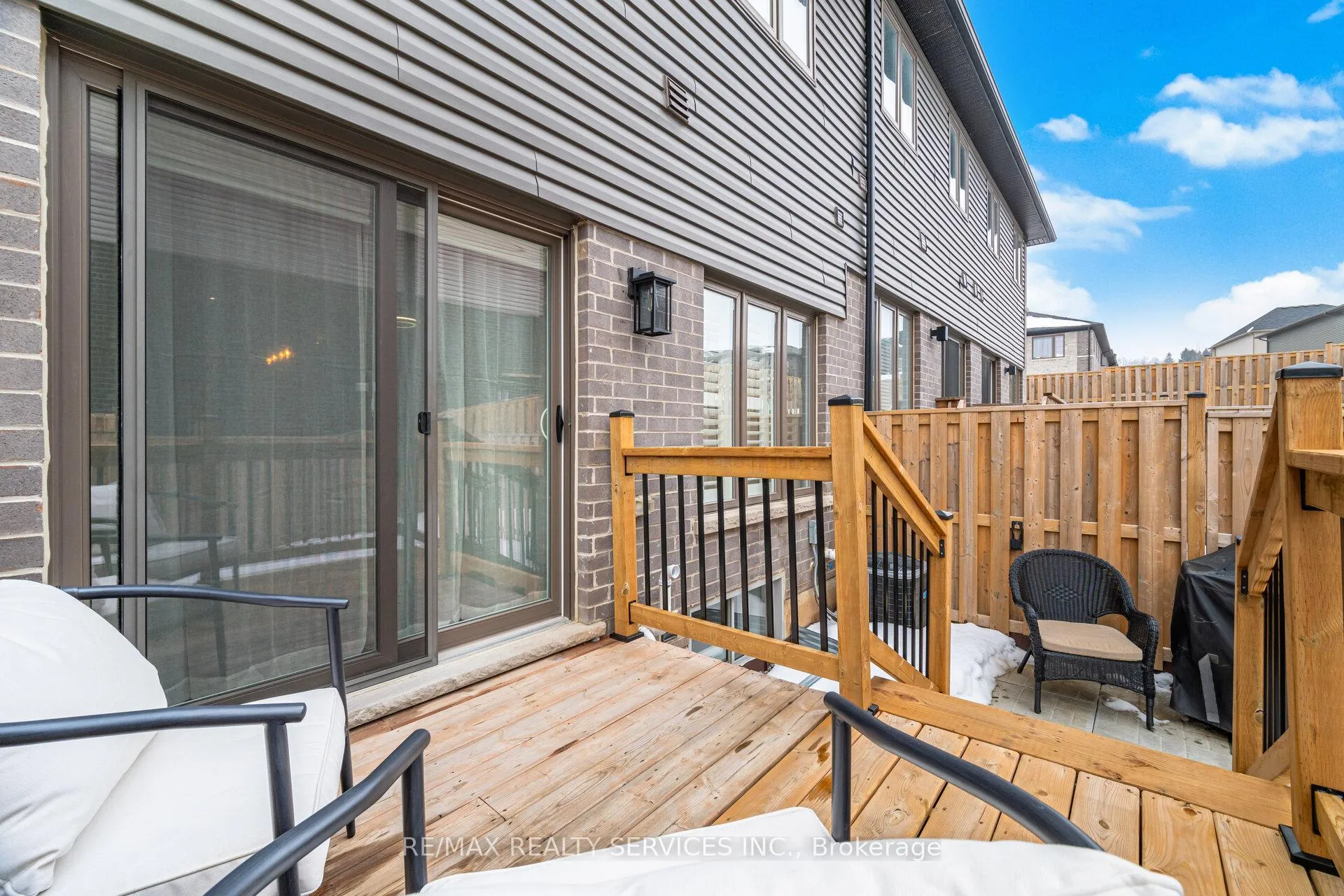 Photo 37 of 4000 Crown Street, Lincoln, Beamsville — HOMEH