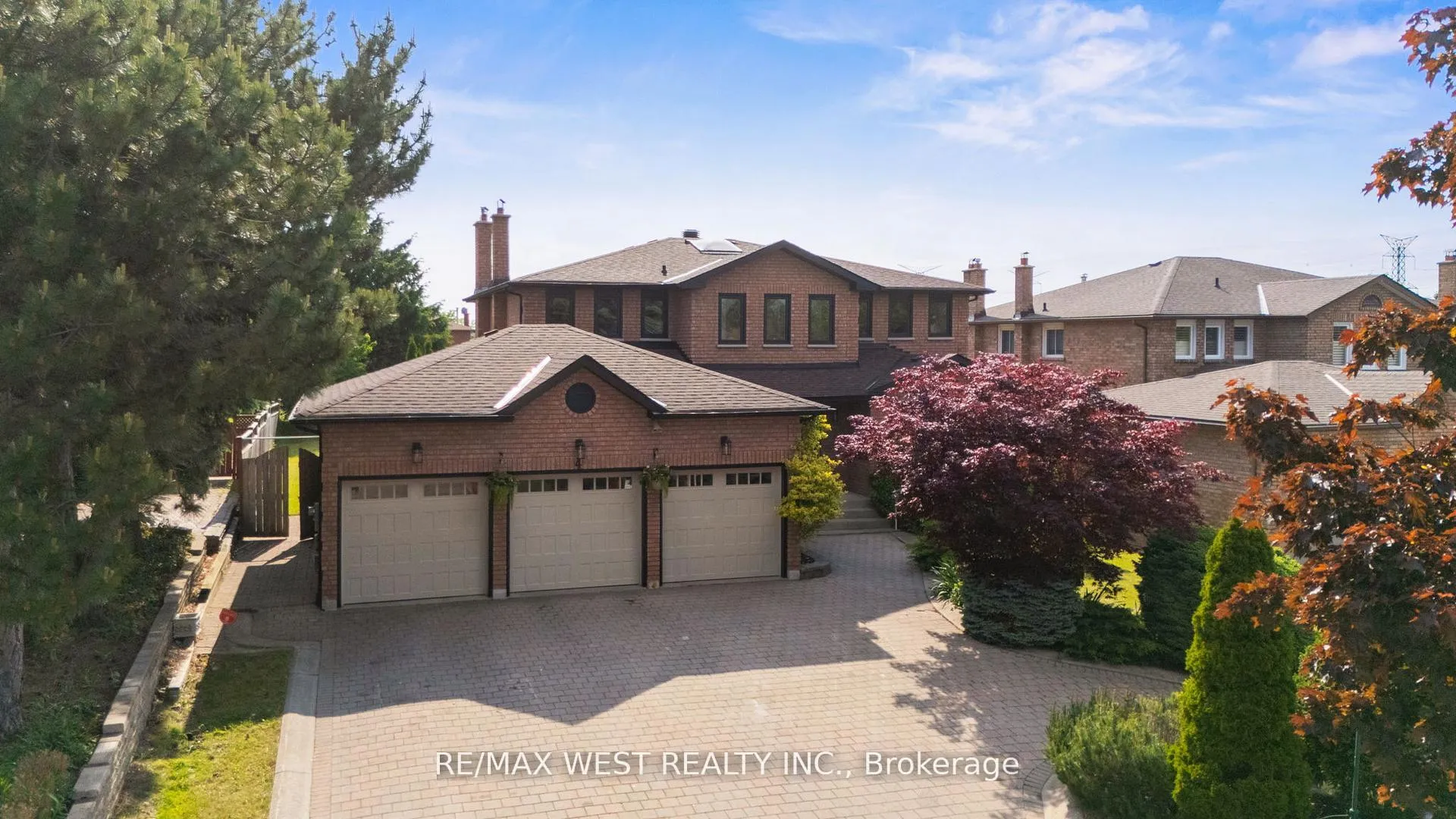 Photo 2 of 4 Snowcrest Crescent, Markham, Milliken Mills East — HOMEH