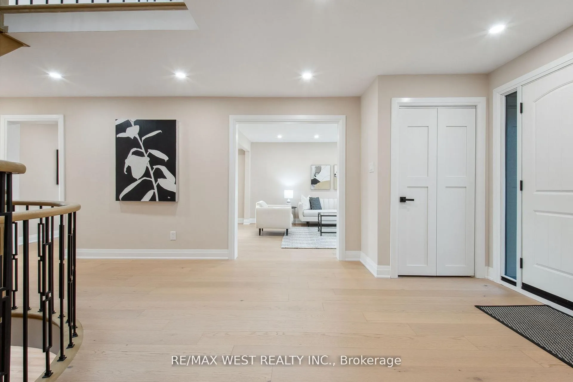 Photo 11 of 4 Snowcrest Crescent, Markham, Milliken Mills East — HOMEH