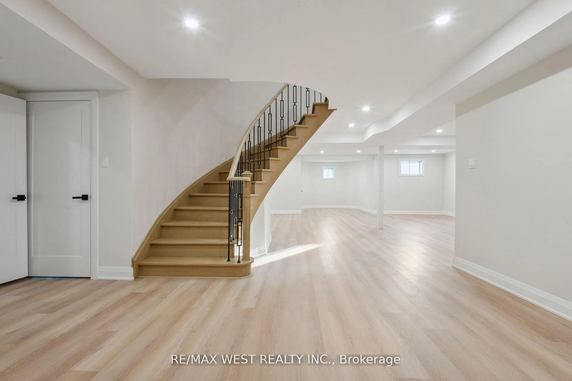 Photo 44 of 4 Snowcrest Crescent, Markham, Milliken Mills East — HOMEH