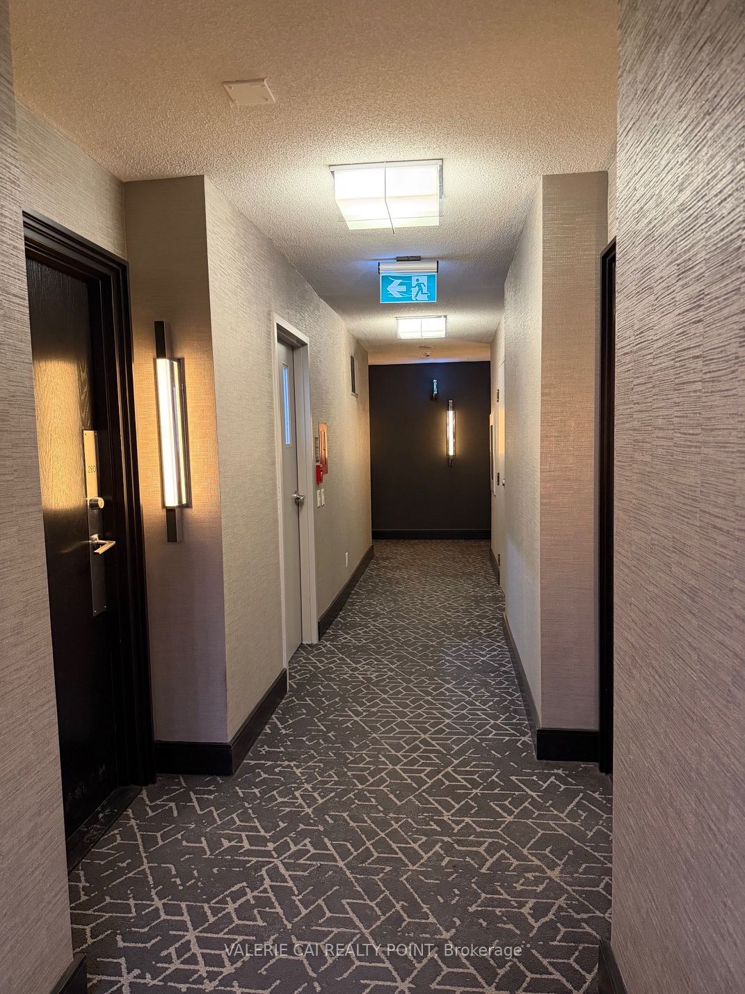 Photo 14 of Unit 2802, 8 Park Road, Toronto, Rosedale-Moore Park — HOMEH