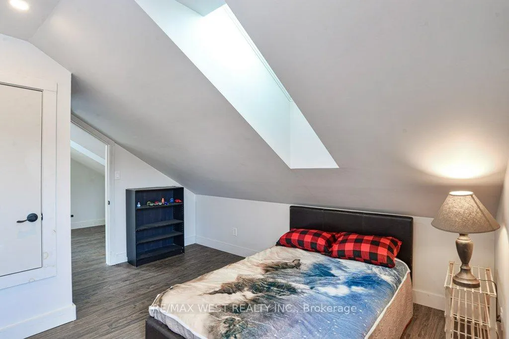 Photo 9 of 1295 Deep Bay Road, Minden Hills, Lutterworth — HOMEH