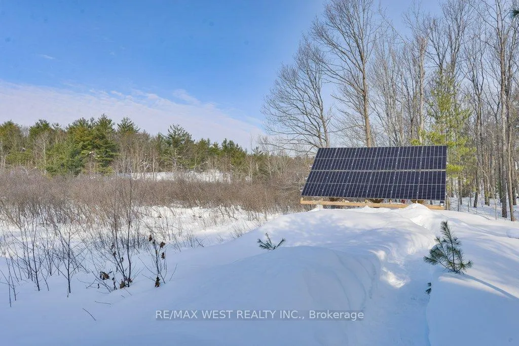 Photo 12 of 1295 Deep Bay Road, Minden Hills, Lutterworth — HOMEH