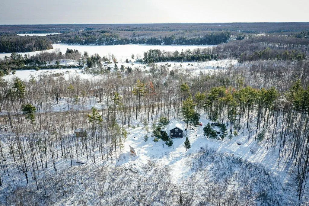 Photo 13 of 1295 Deep Bay Road, Minden Hills, Lutterworth — HOMEH