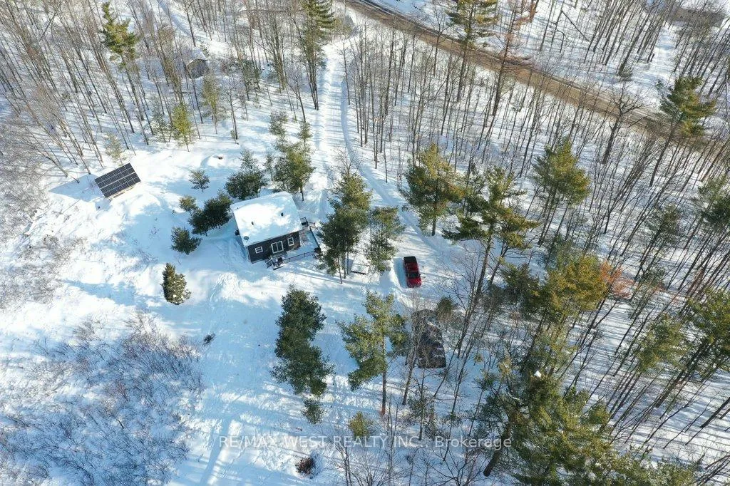 Photo 14 of 1295 Deep Bay Road, Minden Hills, Lutterworth — HOMEH