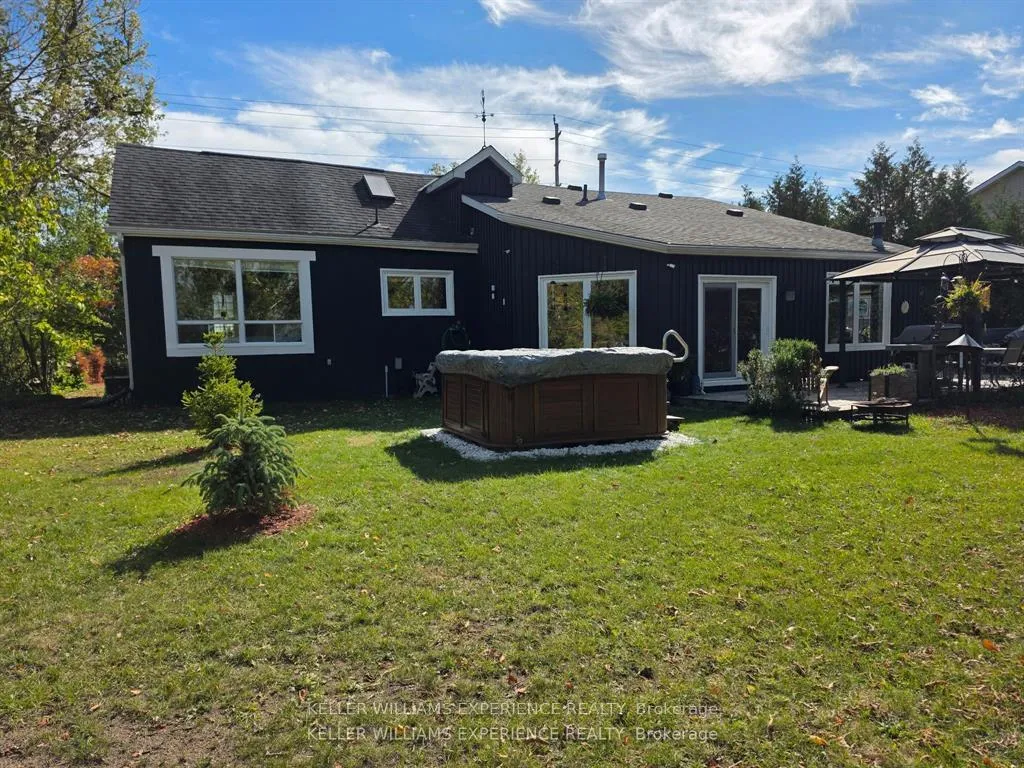 Photo 1 of 829 Memorial Avenue, Orillia — HOMEH