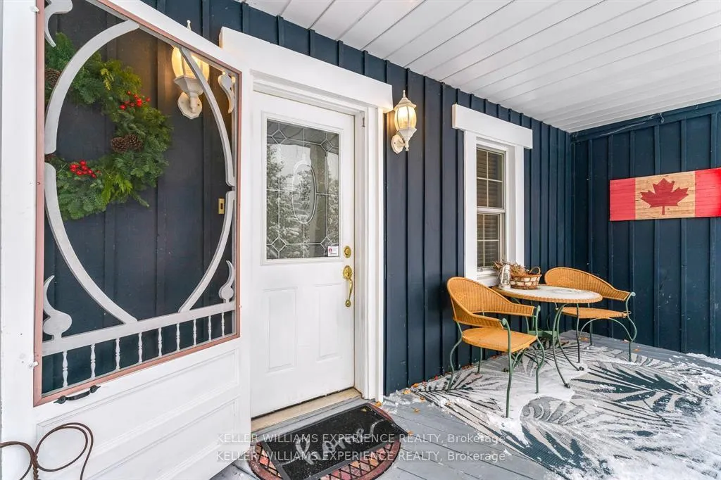 Photo 4 of 829 Memorial Avenue, Orillia — HOMEH