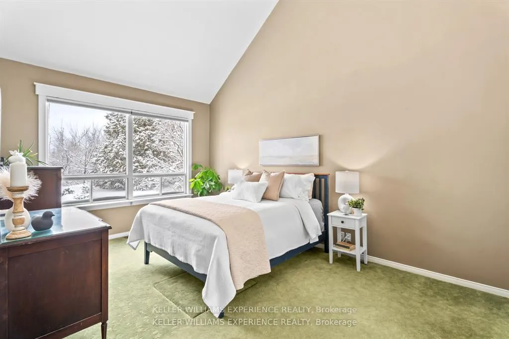 Photo 18 of 829 Memorial Avenue, Orillia — HOMEH
