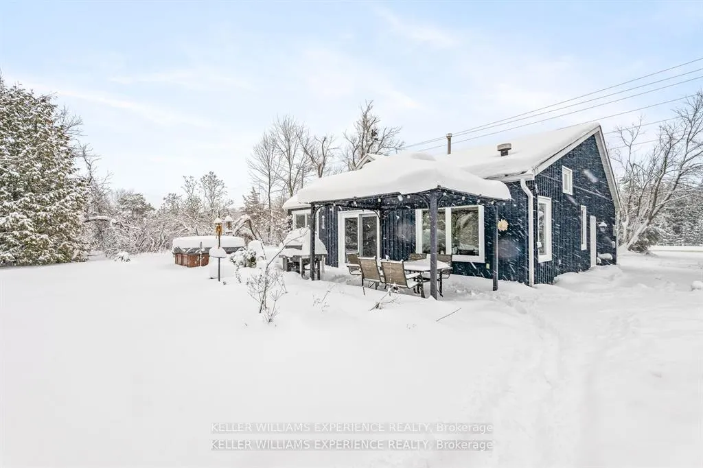 Photo 35 of 829 Memorial Avenue, Orillia — HOMEH