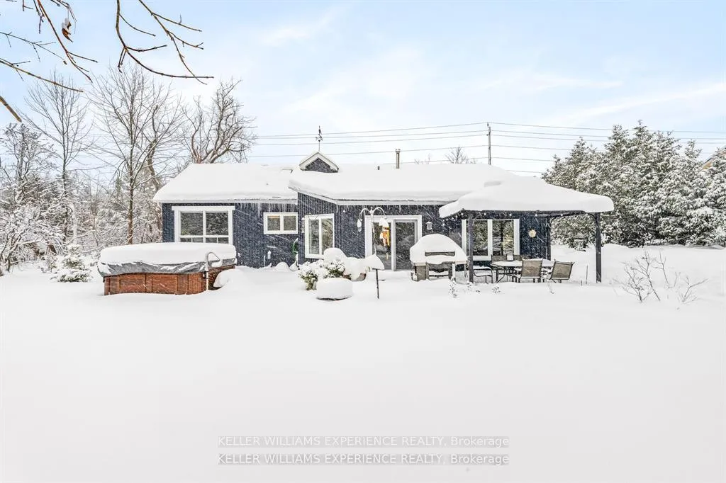 Photo 36 of 829 Memorial Avenue, Orillia — HOMEH