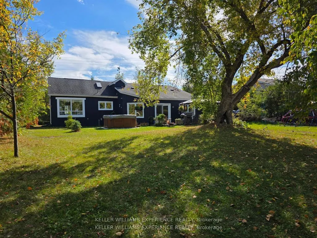 Photo 46 of 829 Memorial Avenue, Orillia — HOMEH