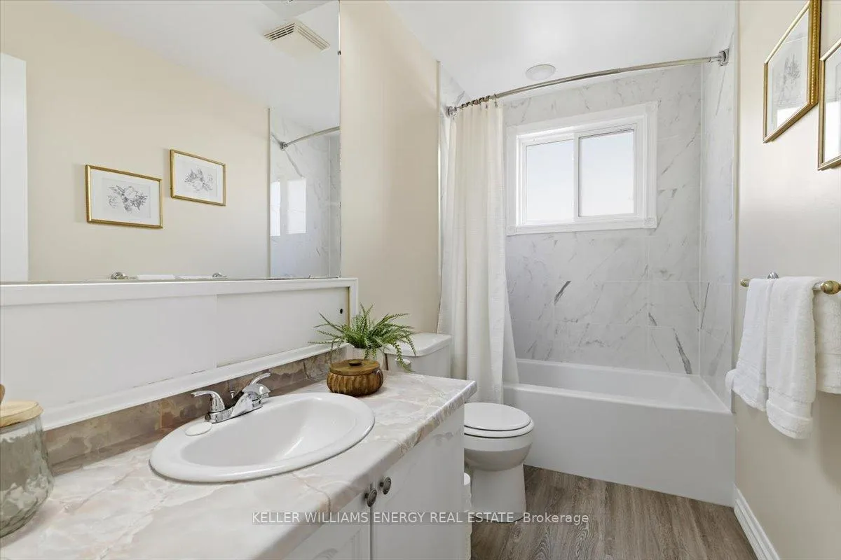 Photo 17 of 856 Roundelay Drive, Oshawa, McLaughlin — HOMEH
